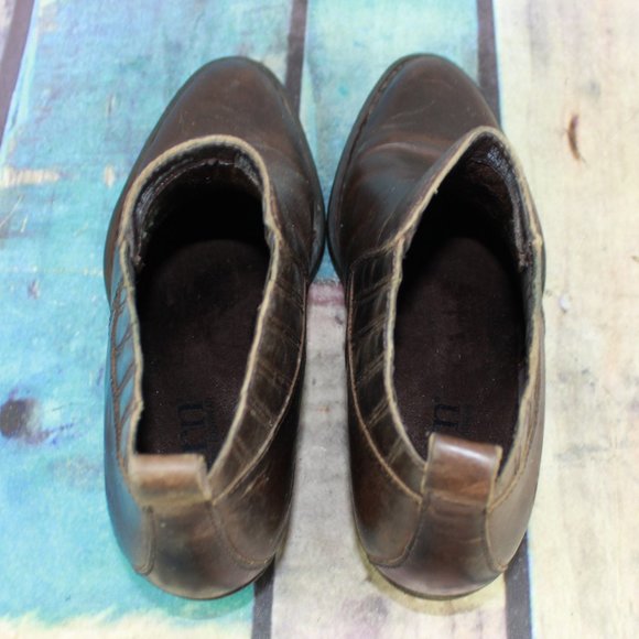 BORN Beebe Pointed Toe Ankle Fashion Boots Sz 7.5 - Picture 8 of 9